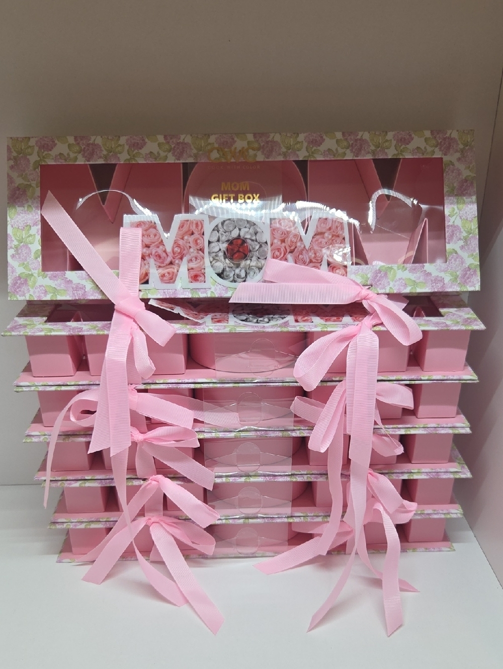 MOM Pink Gift Box Set with Ribbon and Floral Trim
